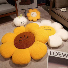 SunnyDaisy Soft Sunflower Decor Pillow - Universal Fave