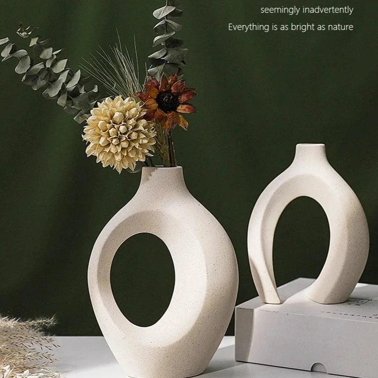 MajesticBloom Modern Ceramic Vase for Home Decor - Universal Fave