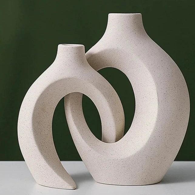 MajesticBloom Modern Ceramic Vase for Home Decor - Universal Fave